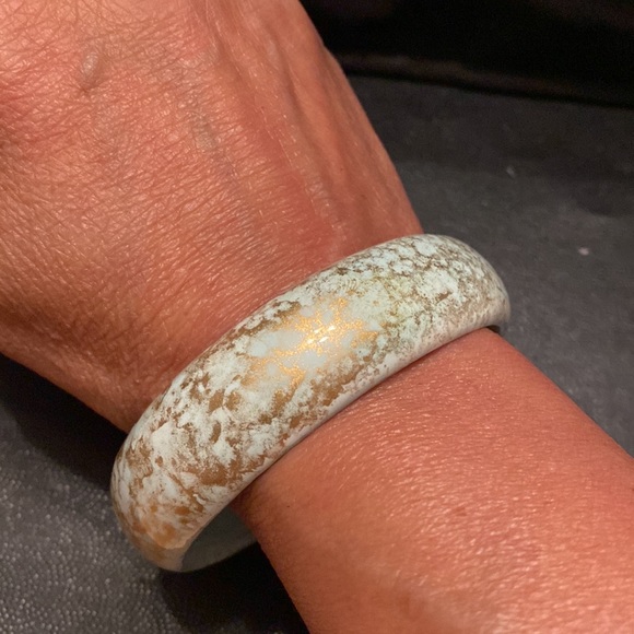 Green/gold Easter egg pierced earrings with matching bracelet - Picture 6 of 8